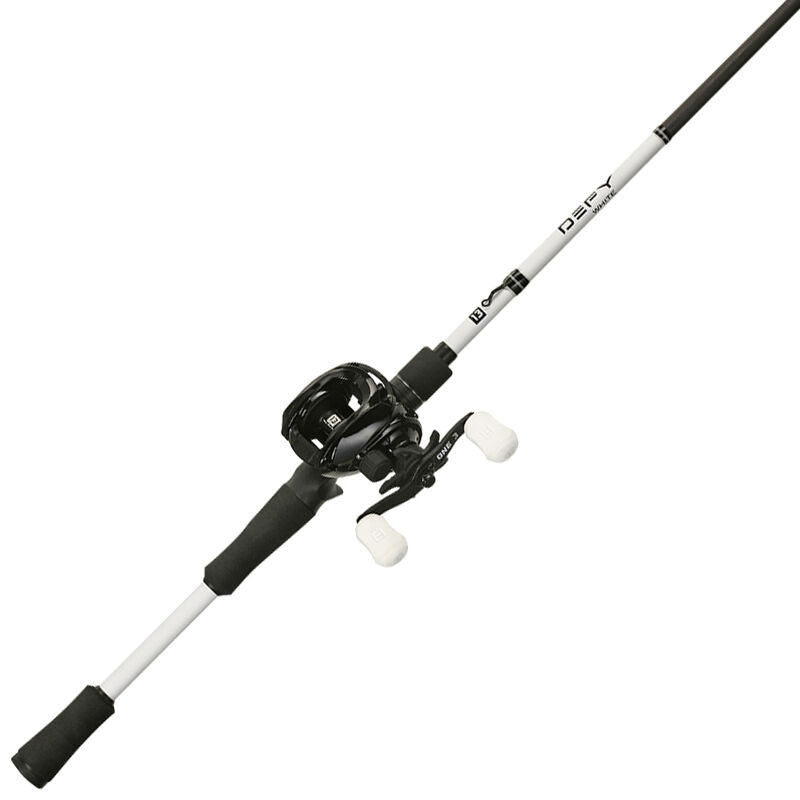 13 Fishing Origin Un moulinet baitcasting avec canne Defy White Combo