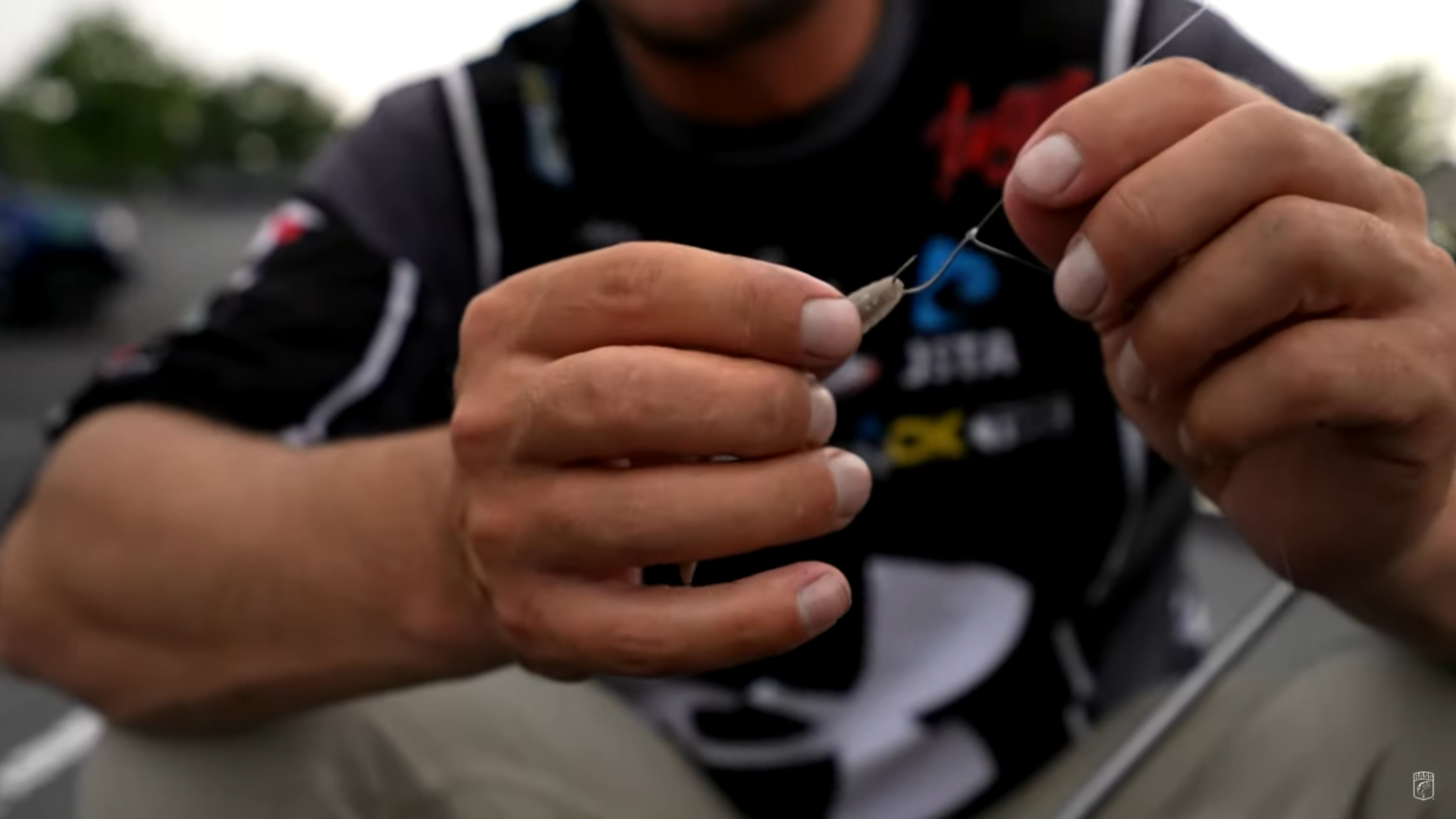 Why choosing a smaller hook is BETTER for smallmouth!