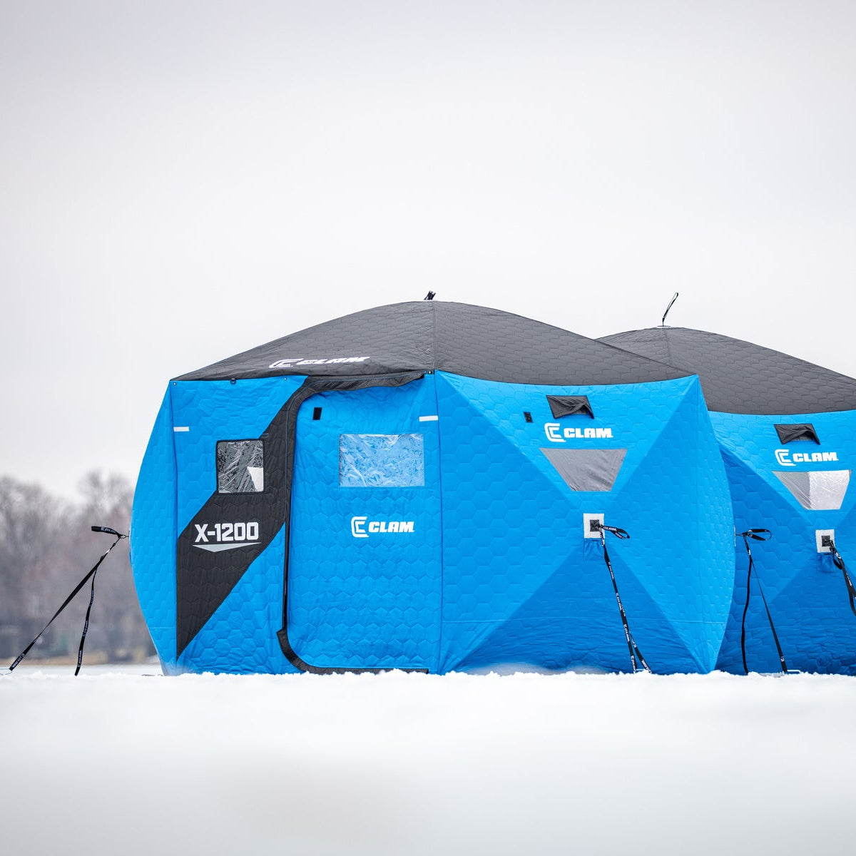 Clam X-1200 Hub Shelter 10 Angler Capacity