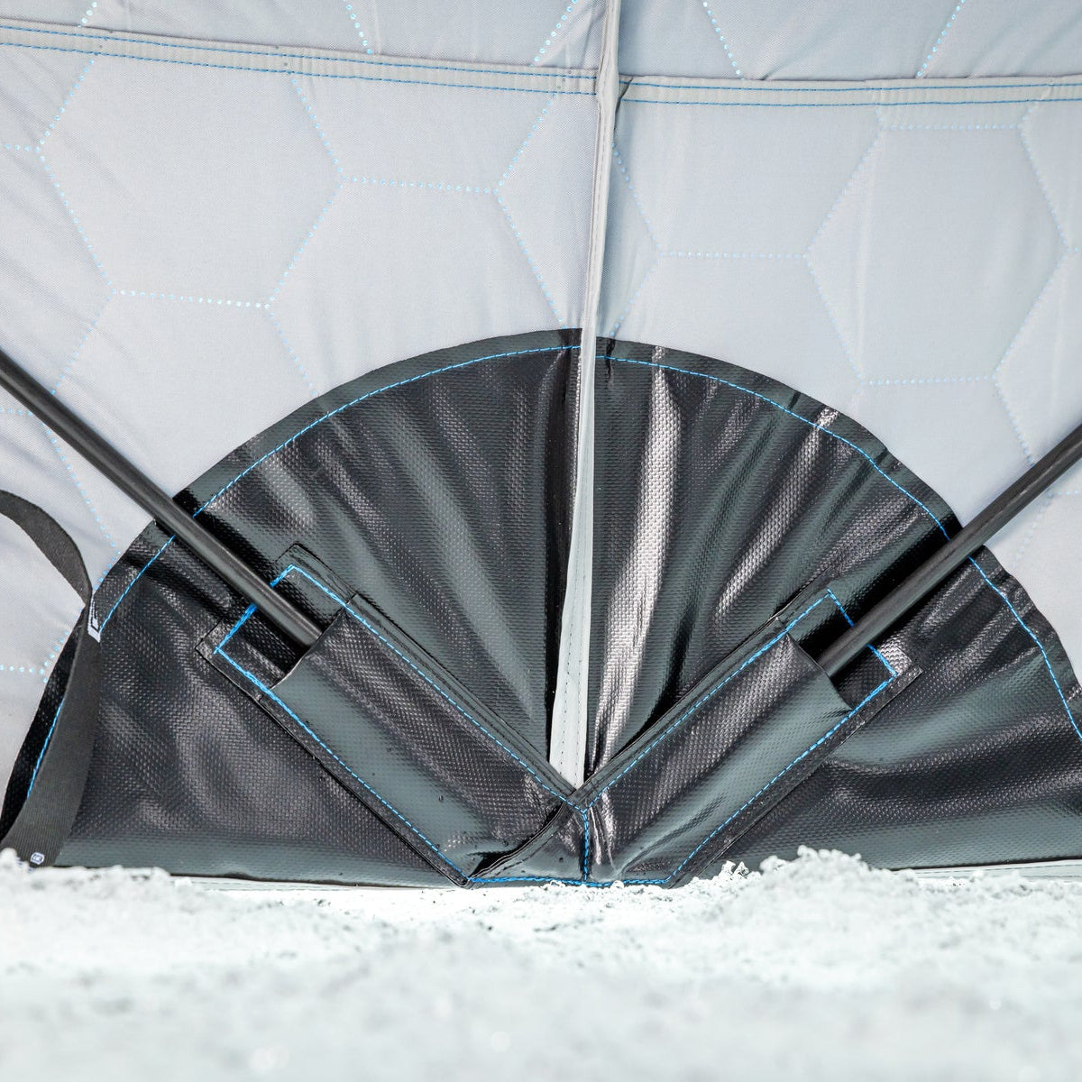 Clam X-800 Hub Shelter 6 Angler Capacity