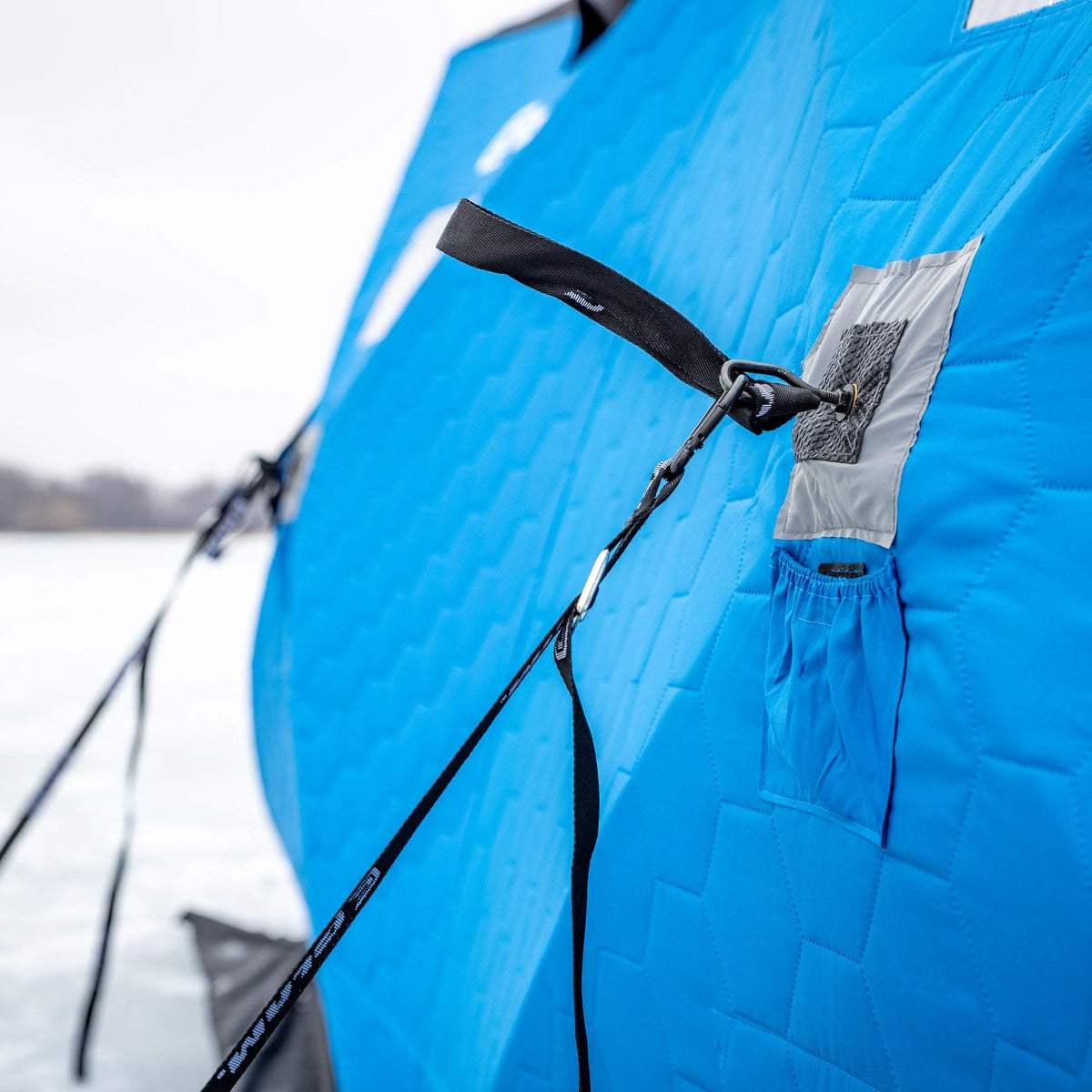 Clam X-800 Hub Shelter 6 Angler Capacity