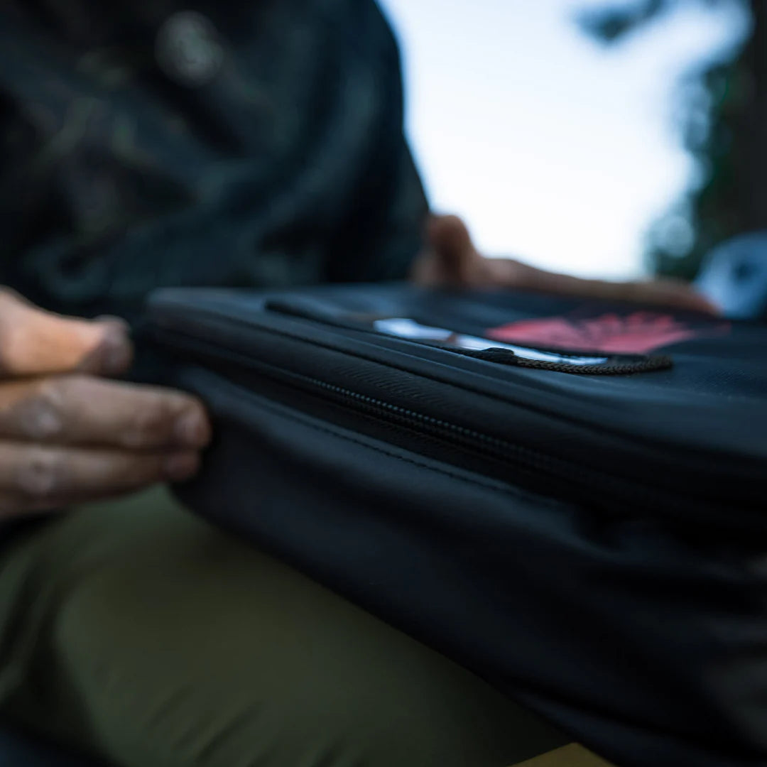 SAC POUR 2 ÉCOUTEURS BASS MAFIA