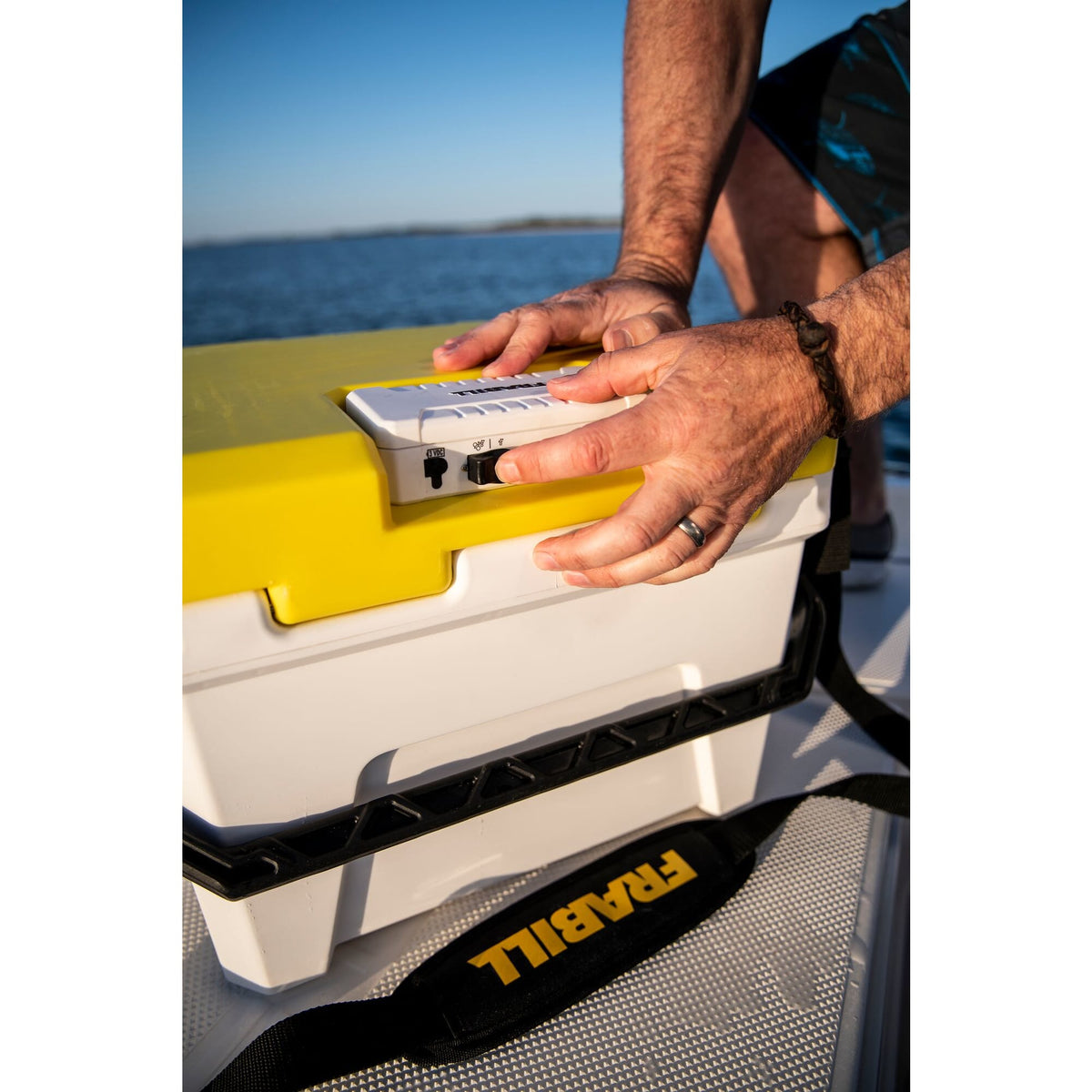 Frabill Magnum Bait Station