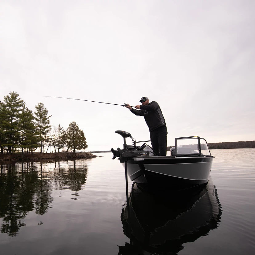 Minn Kota Terrova Quest Bow-Mount Trolling Motor MEGA Down/Side Imaging