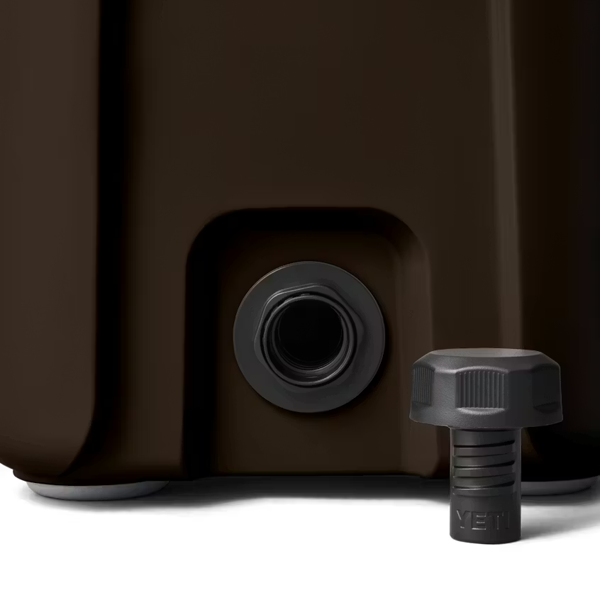 Yeti 15 Hard Cooler Wetlands Camo