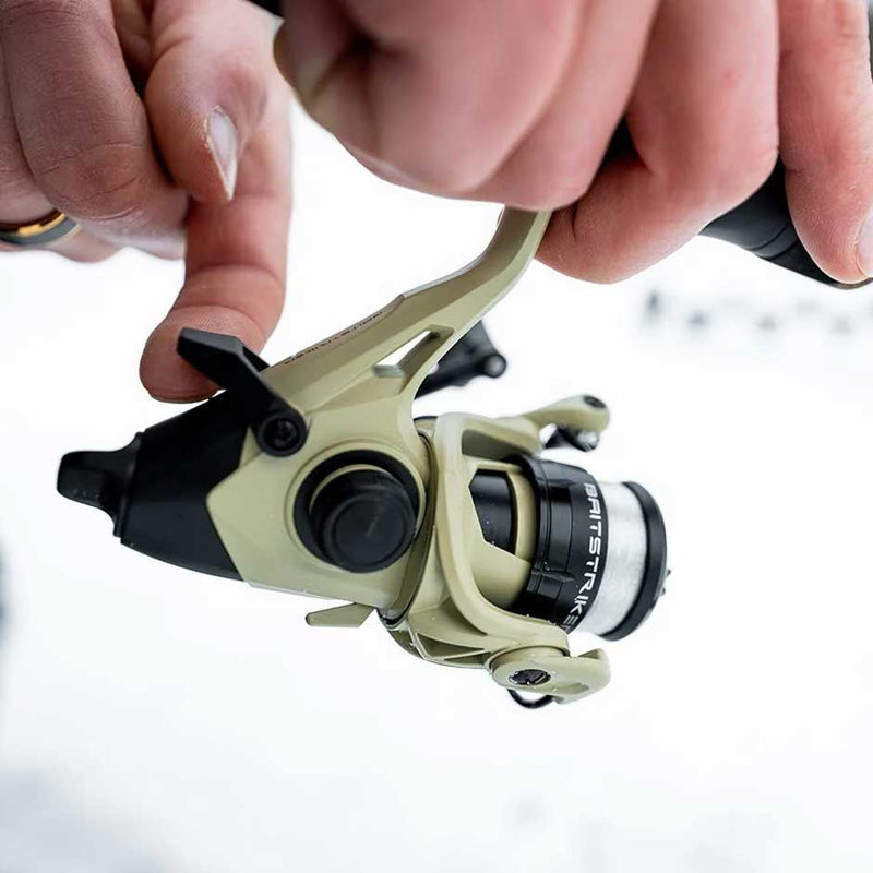 13 Fishing BaitStriker Ice Combo