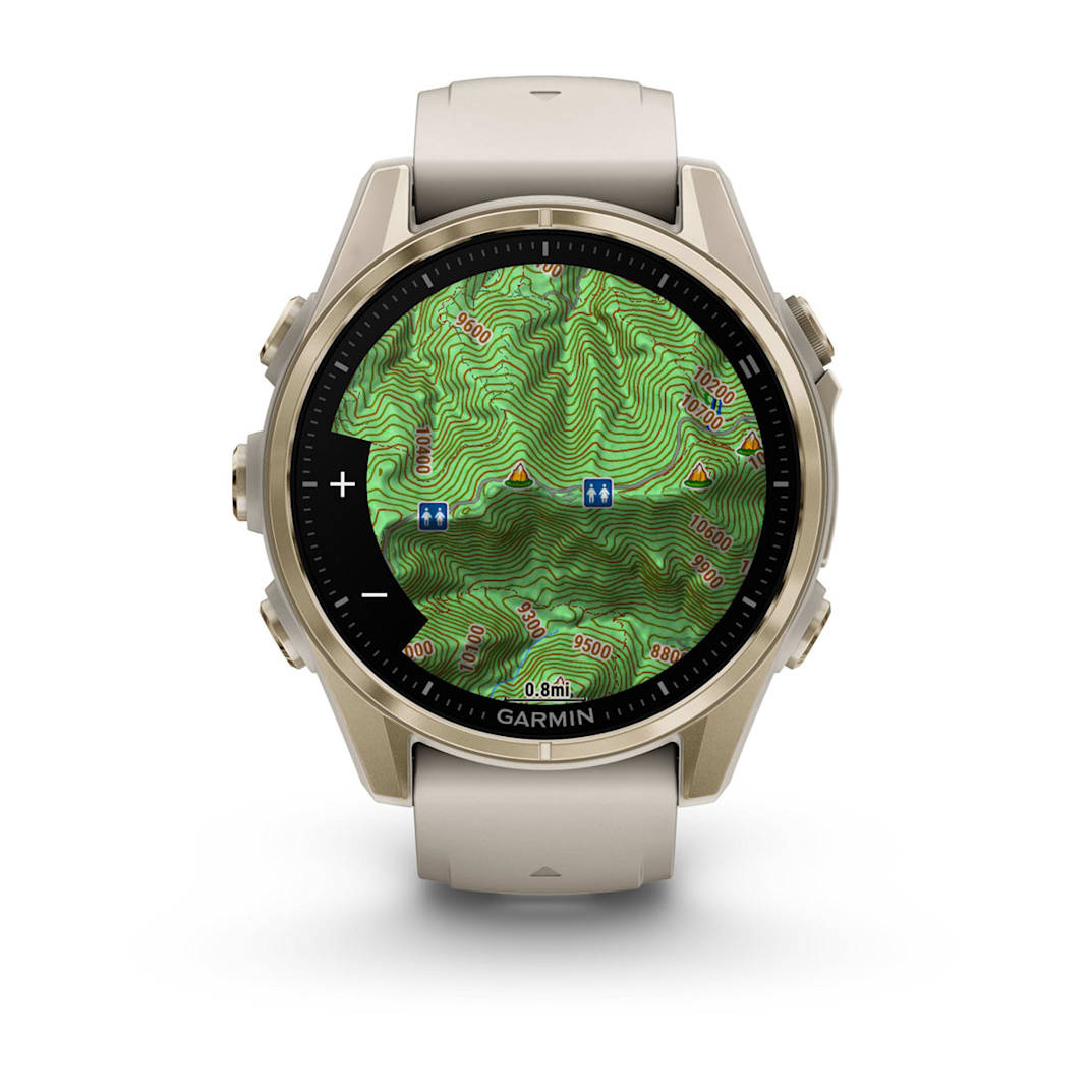 Garmin fēnix 8 – 43 mm, AMOLED Sapphire Soft Gold with Fog Gray / Dark Sandstone Silicone Band