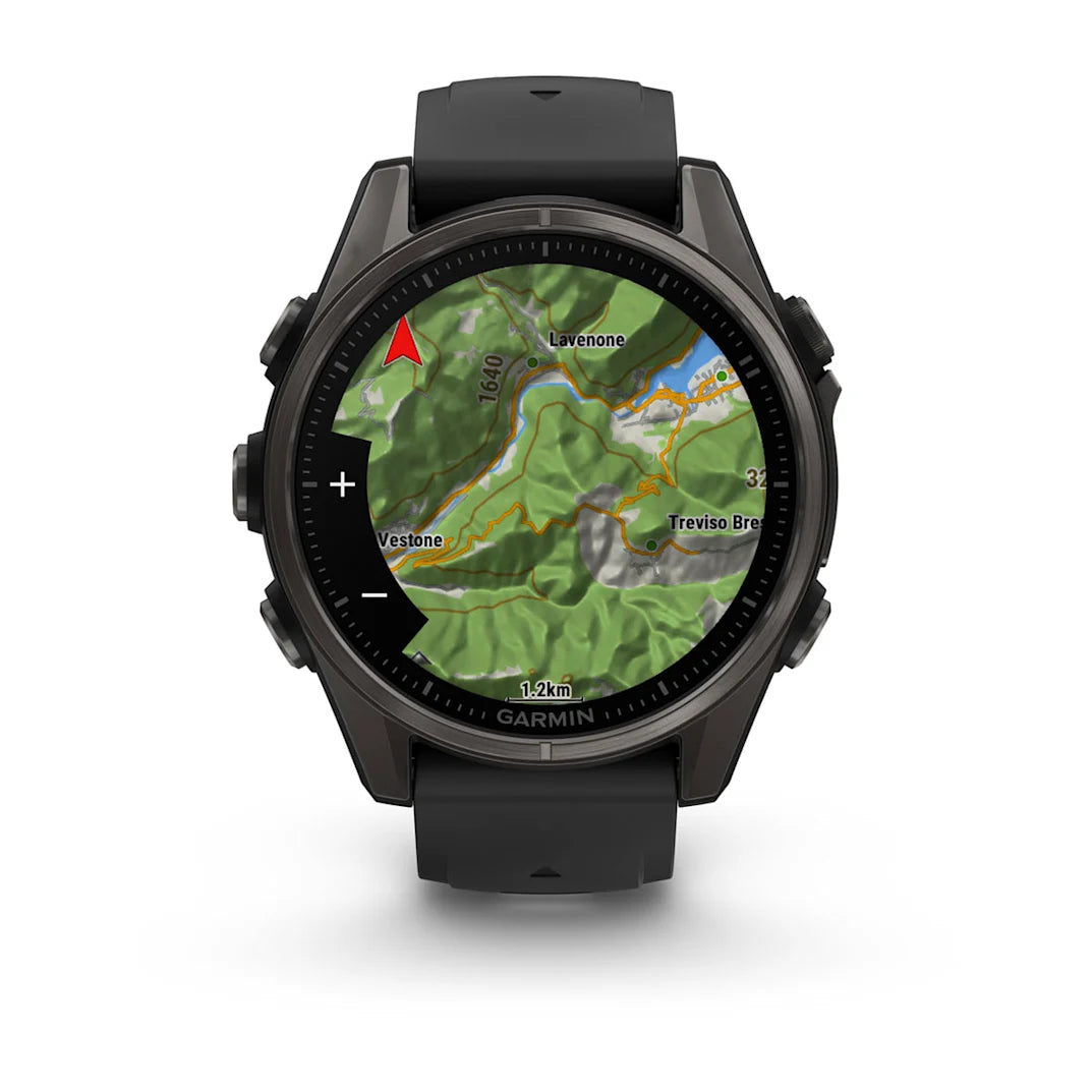 Garmin fēnix 8 – 43 mm AMOLED Sapphire, Carbon Gray DLC Titanium with Black / Pebble Gray Silicone Band