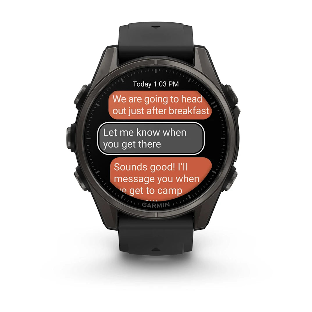 Garmin fēnix 8 – 43 mm AMOLED Sapphire, Carbon Gray DLC Titanium with Black / Pebble Gray Silicone Band