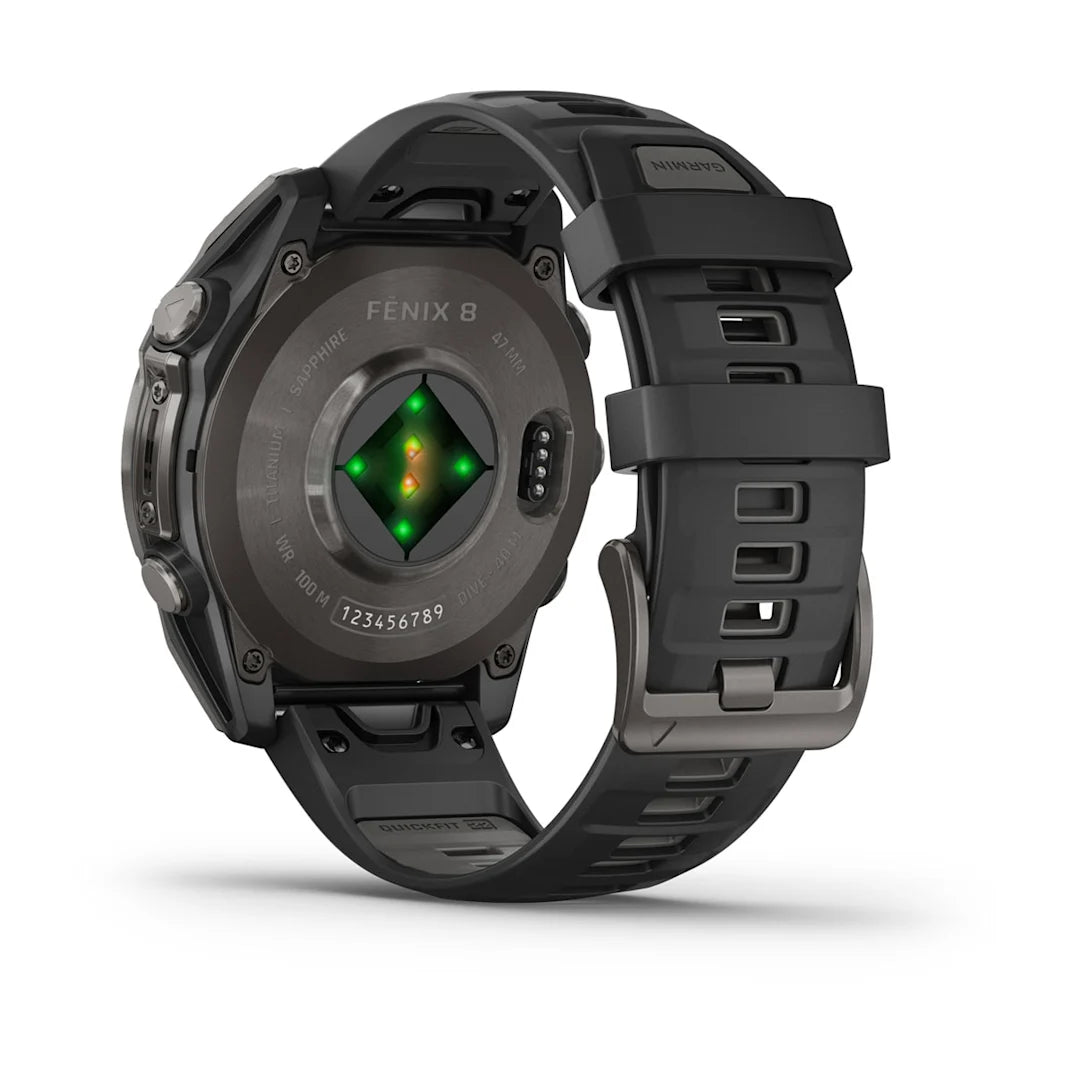 Garmin fēnix 8 – 47 mm AMOLED Sapphire Carbon Gray DLC Titanium with Black / Pebble Gray Silicone Band