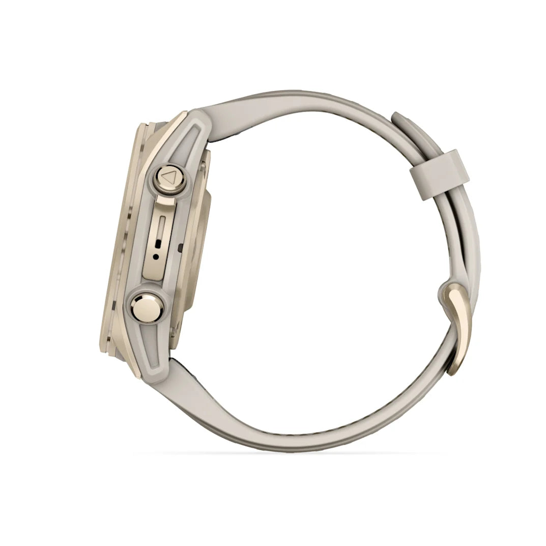 Garmin fēnix 8 – 43 mm, AMOLED Sapphire Soft Gold with Fog Gray / Dark Sandstone Silicone Band